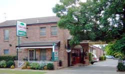 Cedar Lodge Motel - Accommodation Redcliffe