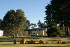  William Macintosh Motor Lodge - Accommodation Redcliffe
